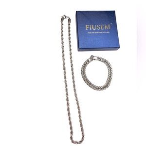 FIUSEM Men’s Stainless Steel Silver tone  Set chain & bracelet New in a box